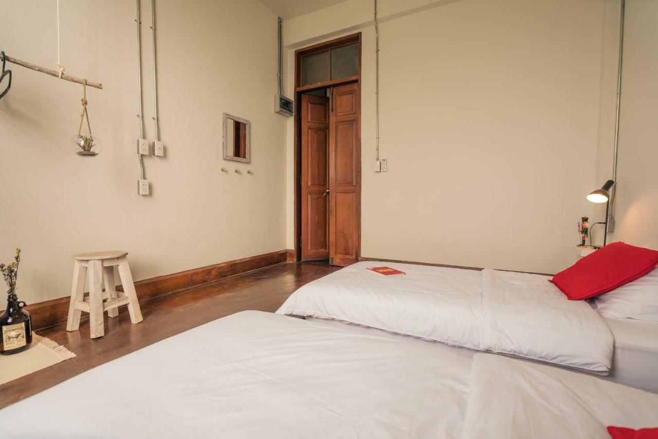 Hotel The Oldtale Chiang Mai Zewnętrze zdjęcie
