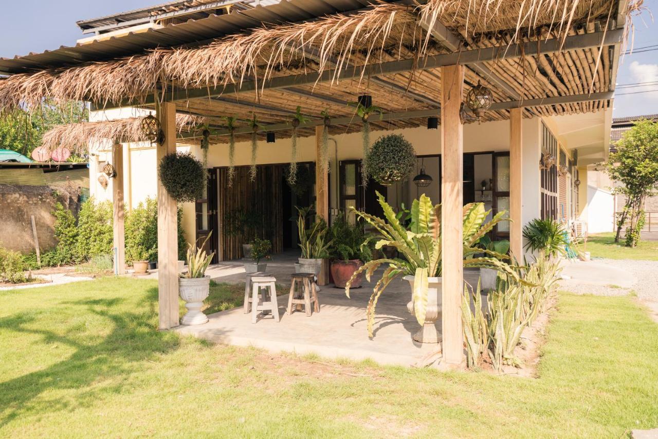 Hotel The Oldtale Chiang Mai Zewnętrze zdjęcie